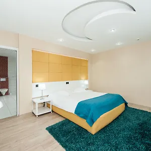 Phenix 3*, Bruxelles Belgio